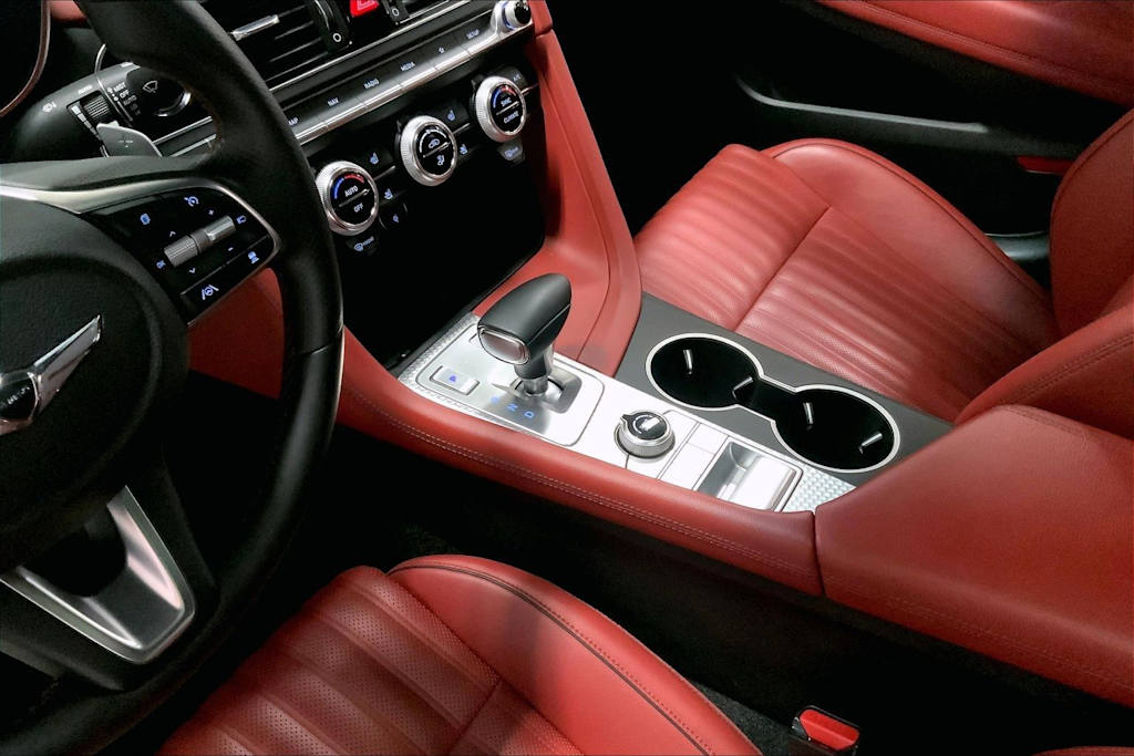 Thumbnail: 2023 Genesis G70 - 15
