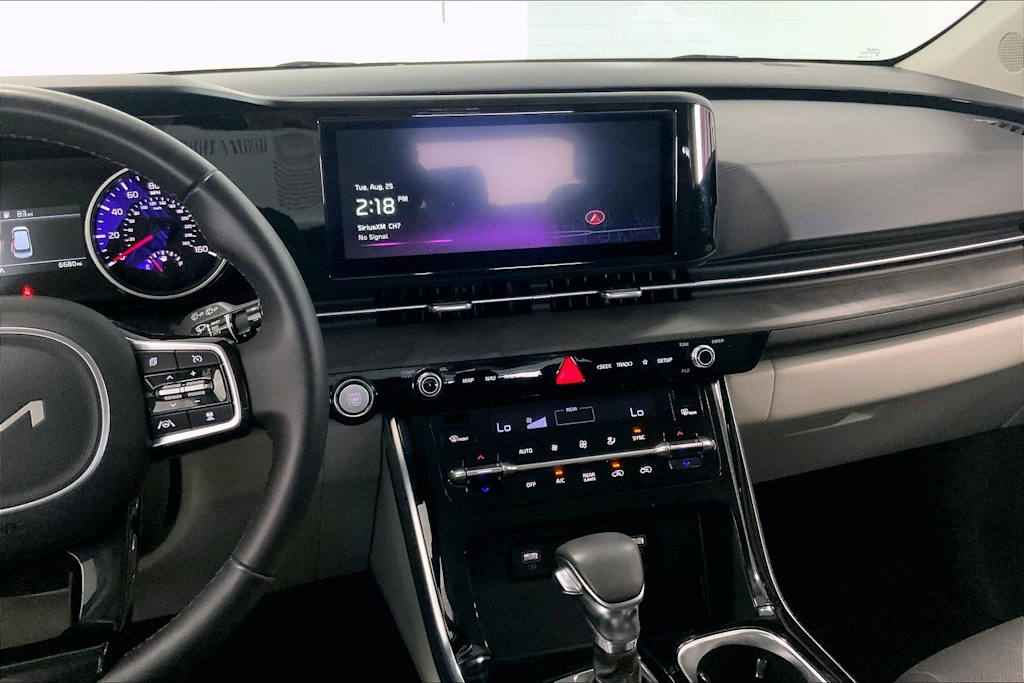 Thumbnail: 2023 Kia Carnival - 15