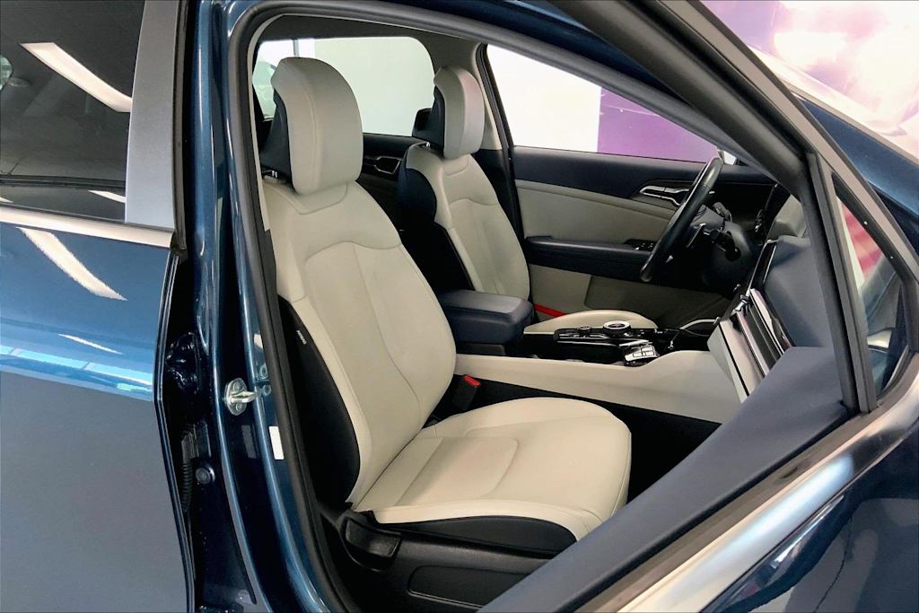 Thumbnail: 2023 Kia Sportage - 11