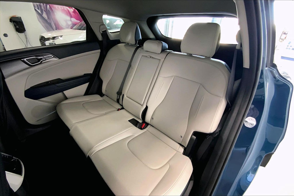 Thumbnail: 2023 Kia Sportage - 26