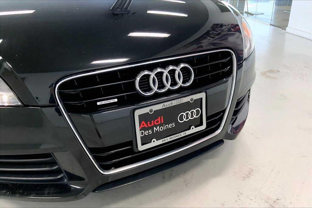 Thumbnail: 2011 Audi TT - 27