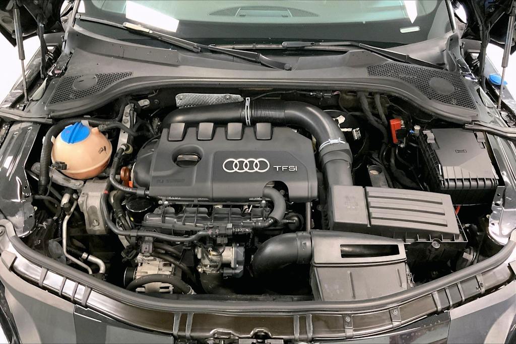 Thumbnail: 2011 Audi TT - 9