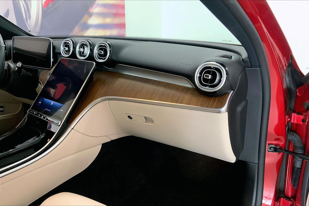 Thumbnail: 2022 Mercedes-Benz C-Class - 21