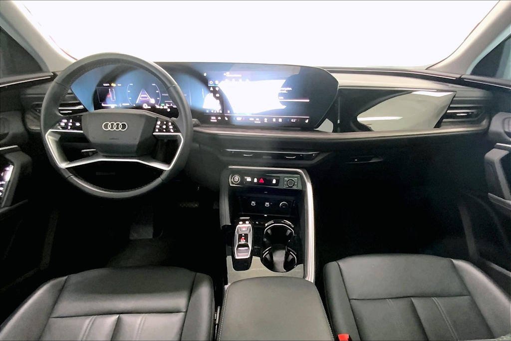 Thumbnail: 2025 Audi Q5 - 9