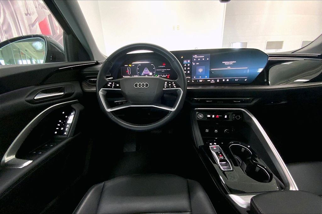 Thumbnail: 2025 Audi Q5 - 13