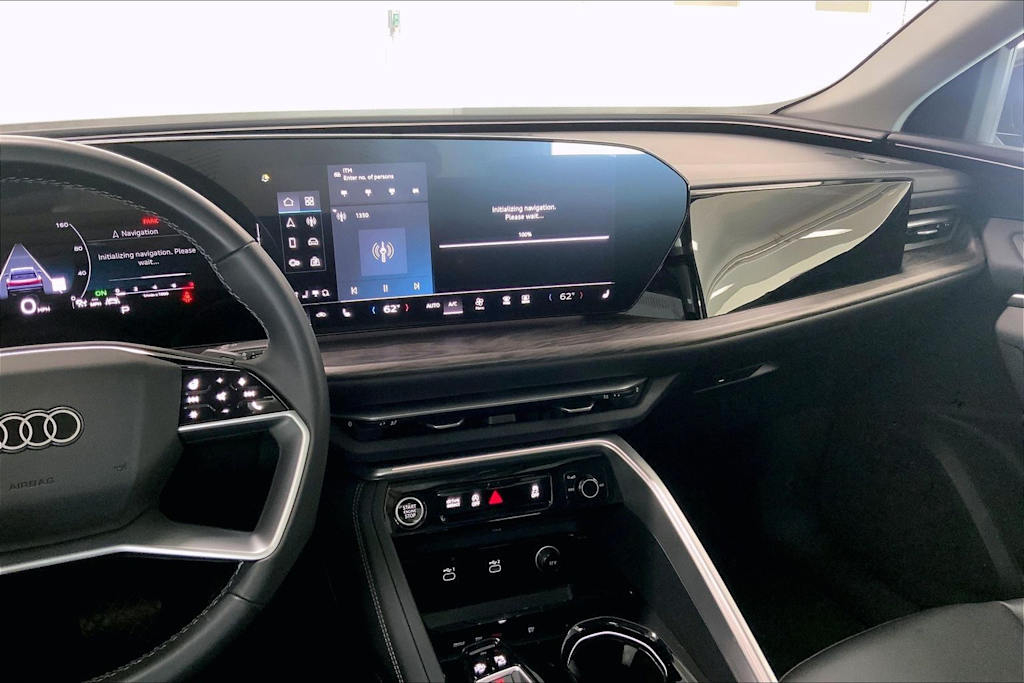 Thumbnail: 2025 Audi Q5 - 15