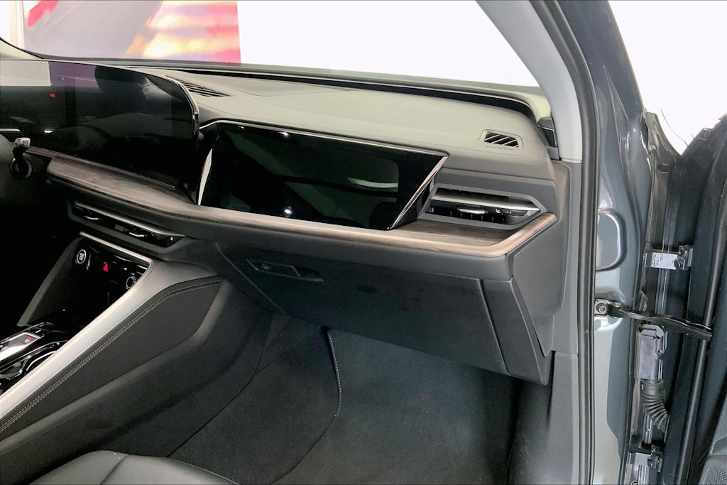 Thumbnail: 2025 Audi Q5 - 21