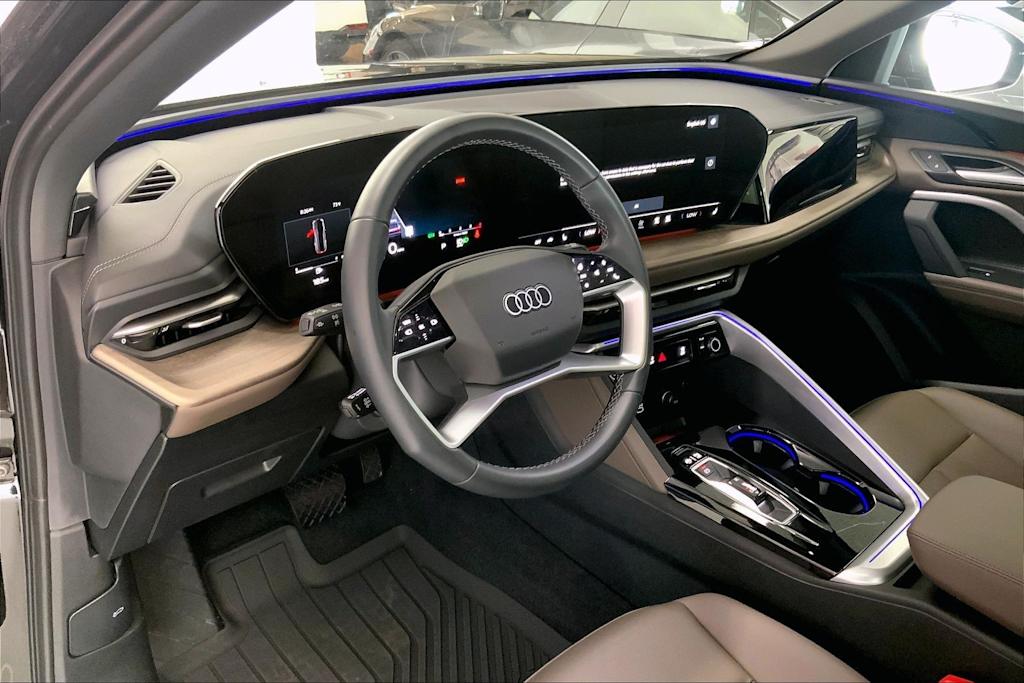 Thumbnail: 2025 Audi Q5 - 2