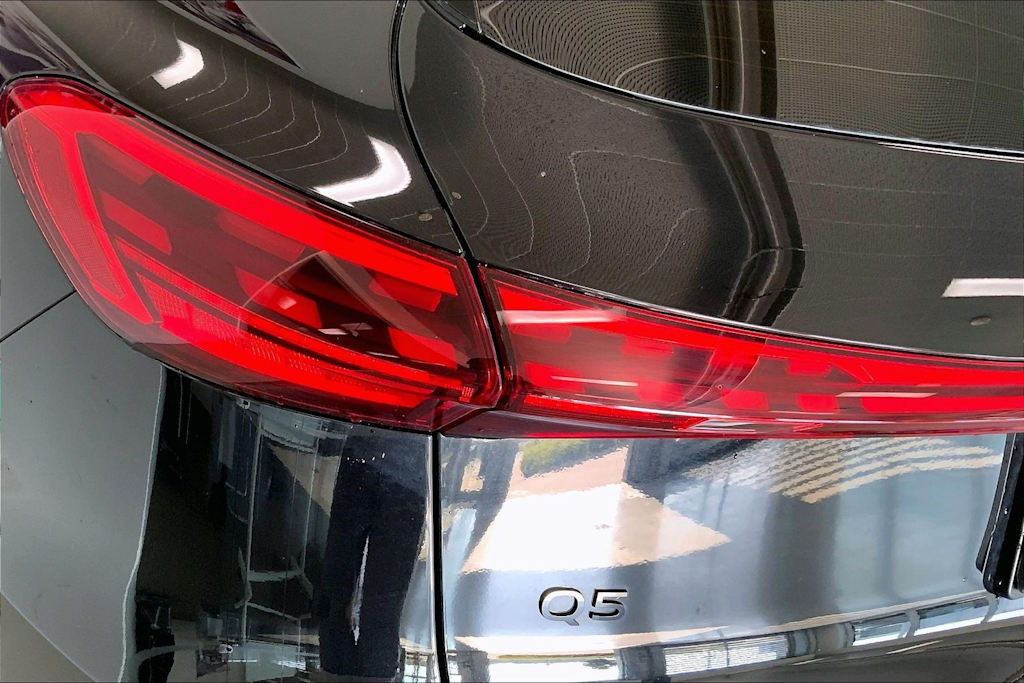 Thumbnail: 2025 Audi Q5 - 27