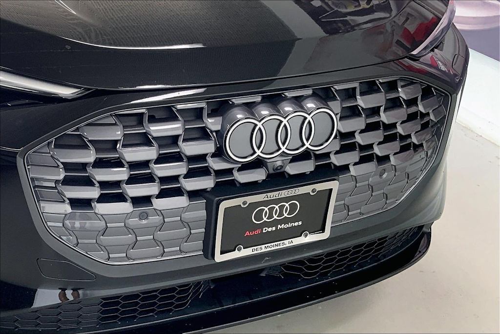 Thumbnail: 2025 Audi Q5 - 28