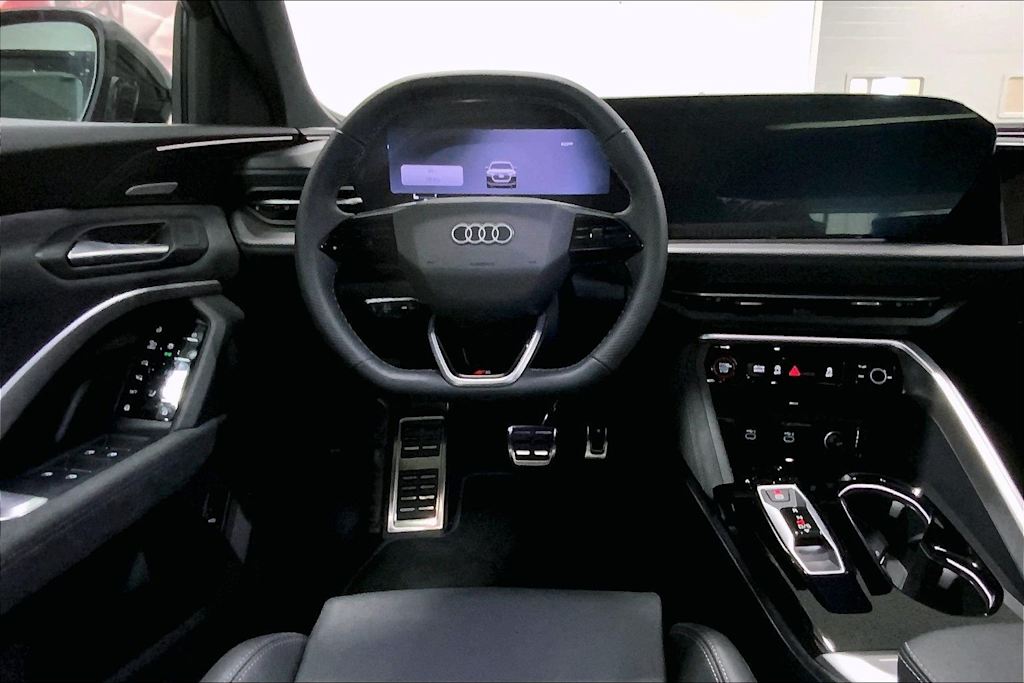 Thumbnail: 2026 Audi SQ5 - 13