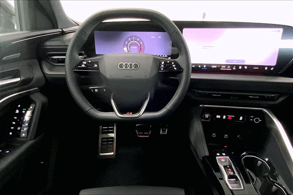 Thumbnail: 2026 Audi SQ5 - 13