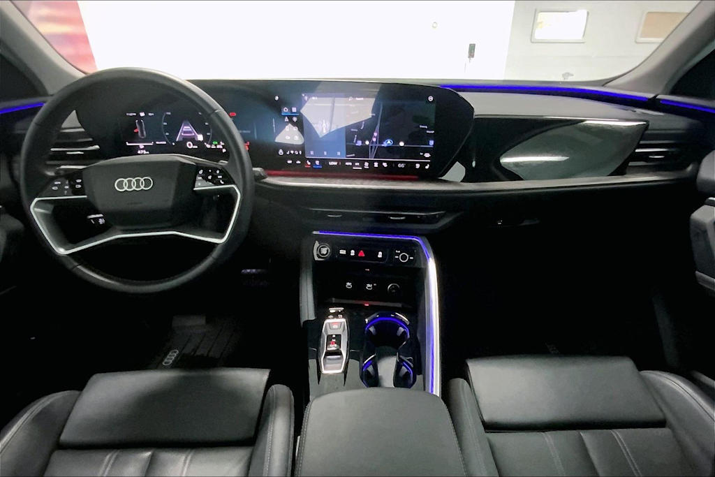 Thumbnail: 2025 Audi Q5 - 9