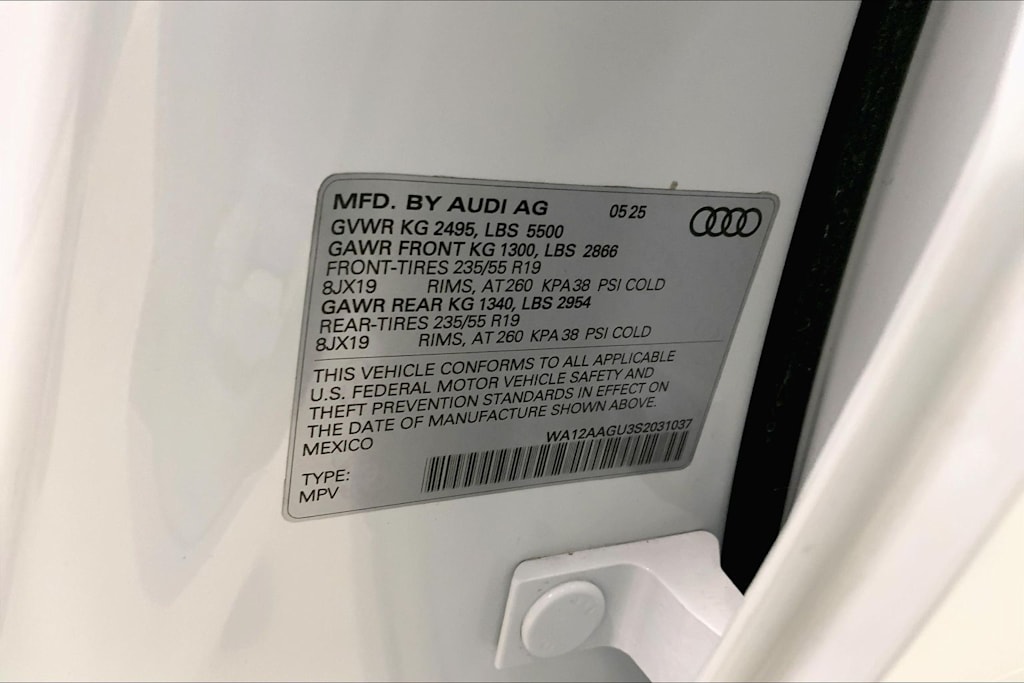 Thumbnail: 2025 Audi Q5 - 19