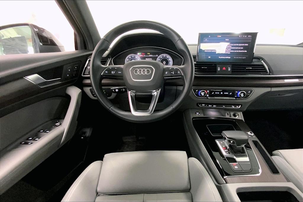 Thumbnail: 2022 Audi Q5 - 12
