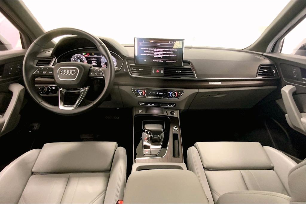 Thumbnail: 2022 Audi Q5 - 8