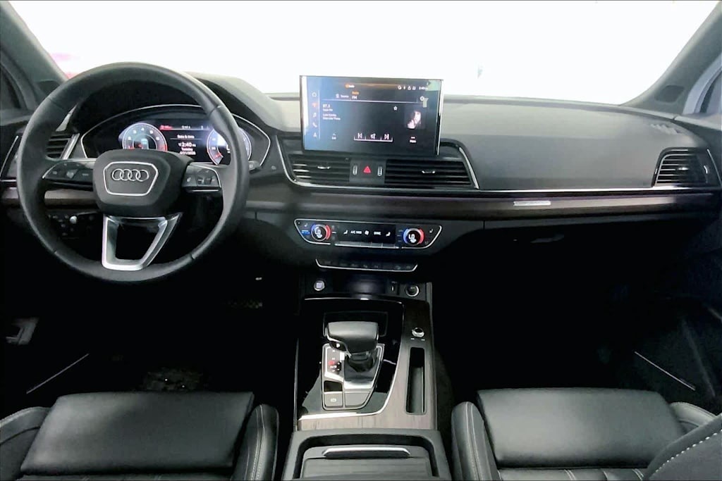Thumbnail: 2023 Audi Q5 - 8