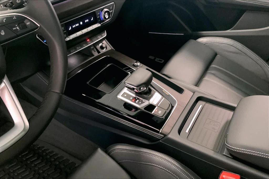 Thumbnail: 2023 Audi Q5 - 15
