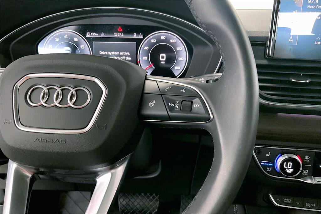 Thumbnail: 2023 Audi Q5 - 23