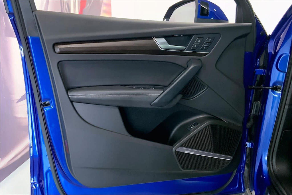 Thumbnail: 2023 Audi Q5 - 24