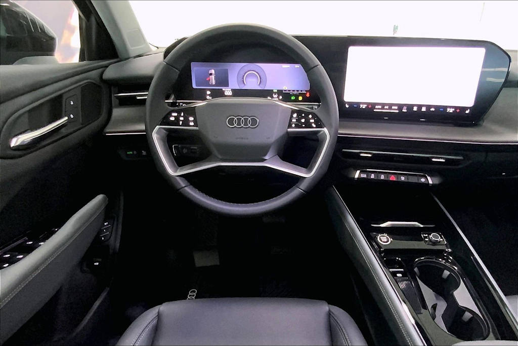 Thumbnail: 2026 Audi Q3 - 12