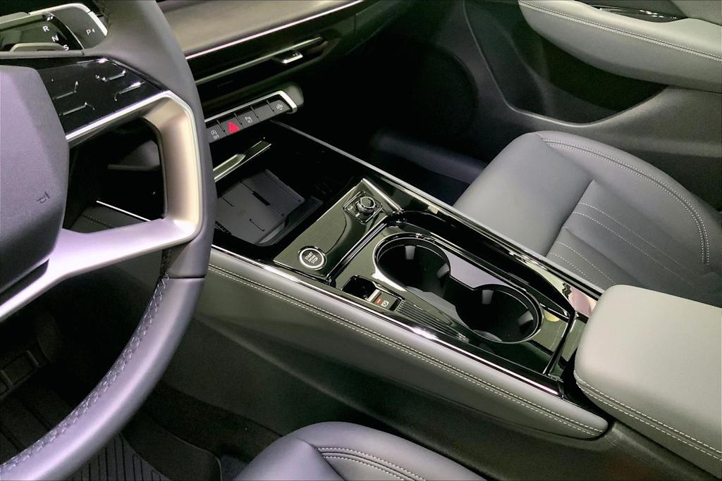 Thumbnail: 2026 Audi Q3 - 14