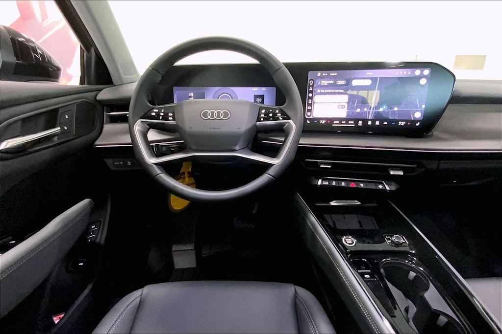 Thumbnail: 2026 Audi Q3 - 12