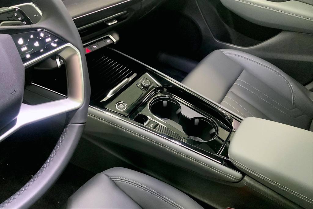 Thumbnail: 2026 Audi Q3 - 15