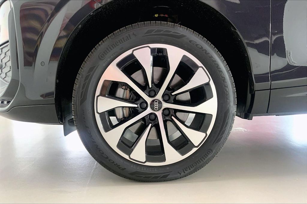 Thumbnail: 2026 Audi Q3 - 7