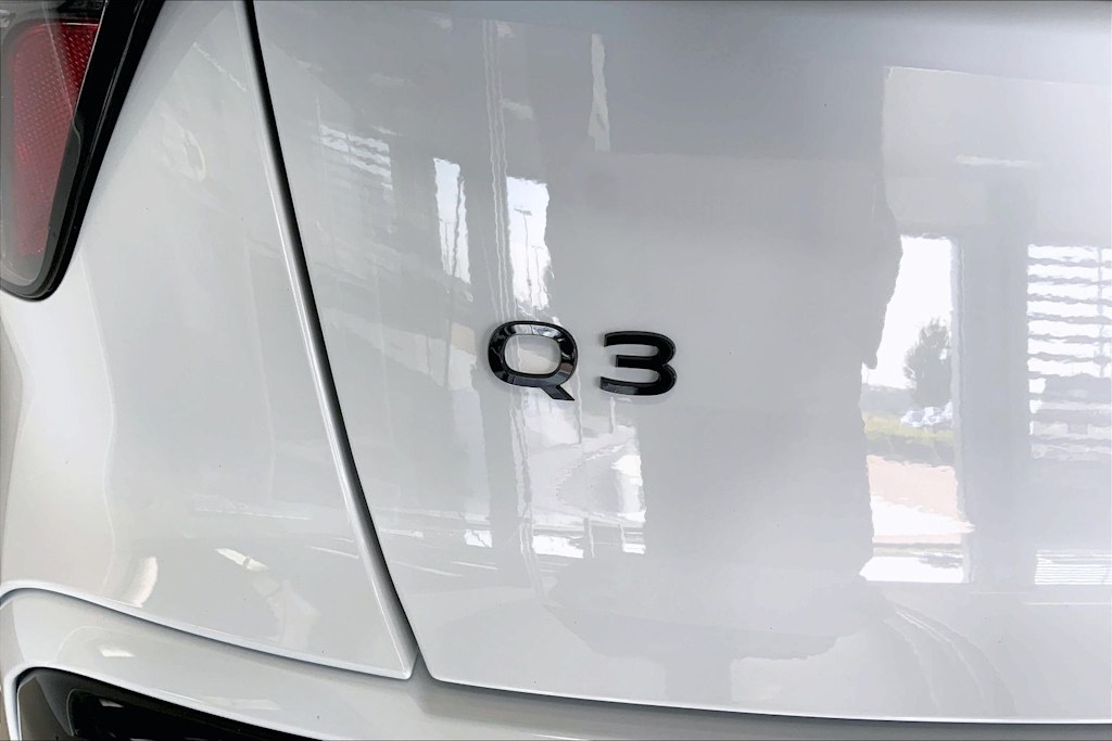 Thumbnail: 2026 Audi Q3 - 7