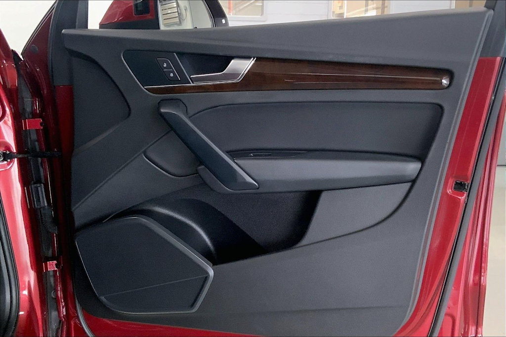 Thumbnail: 2020 Audi Q5 - 26