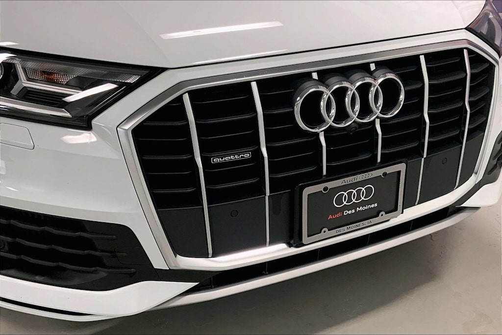 Thumbnail: 2022 Audi Q7 - 30