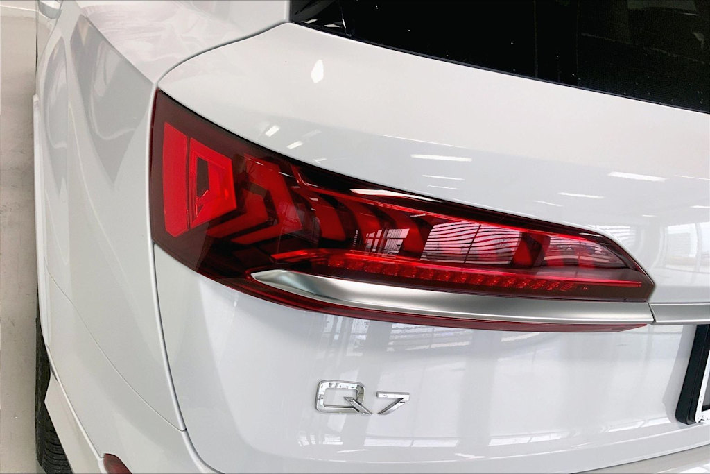 Thumbnail: 2022 Audi Q7 - 29