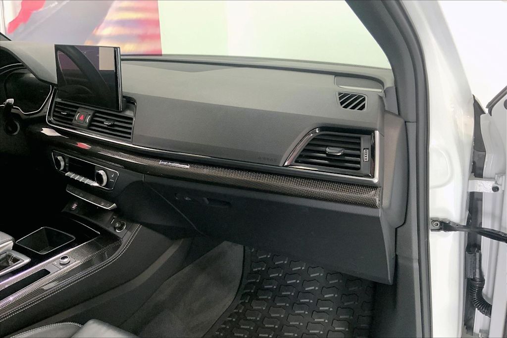 Thumbnail: 2023 Audi SQ5 - 22