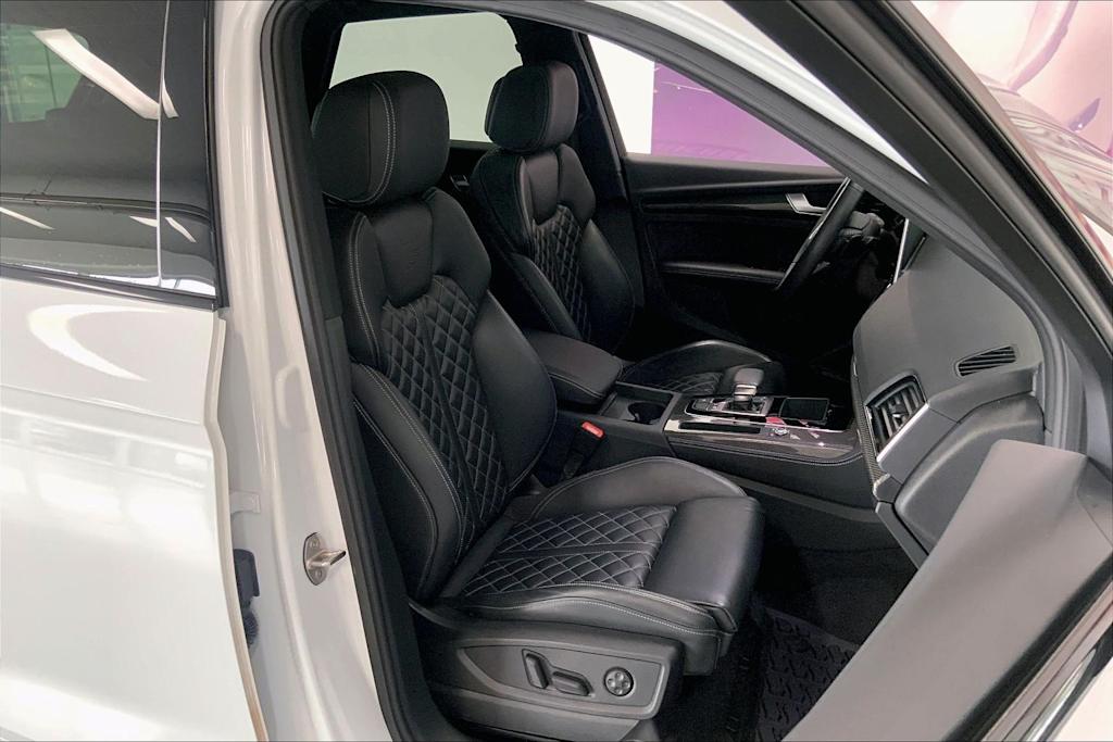 Thumbnail: 2023 Audi SQ5 - 11