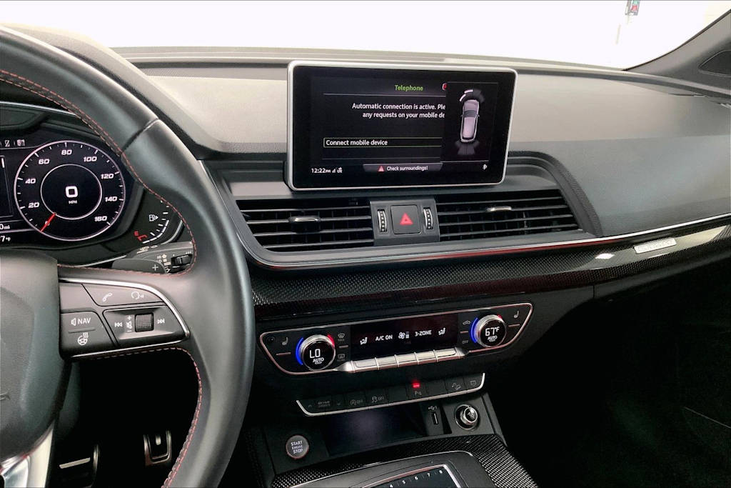 Thumbnail: 2020 Audi SQ5 - 14
