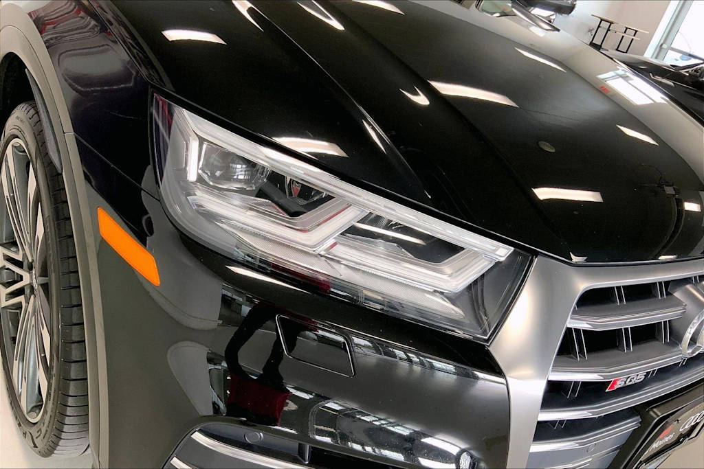 Thumbnail: 2020 Audi SQ5 - 31