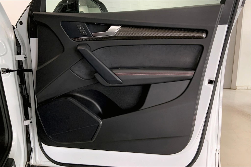2022 Audi SQ5 Premium Plus 28