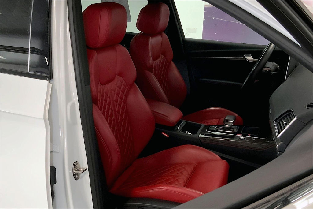 2022 Audi SQ5 Premium Plus 12