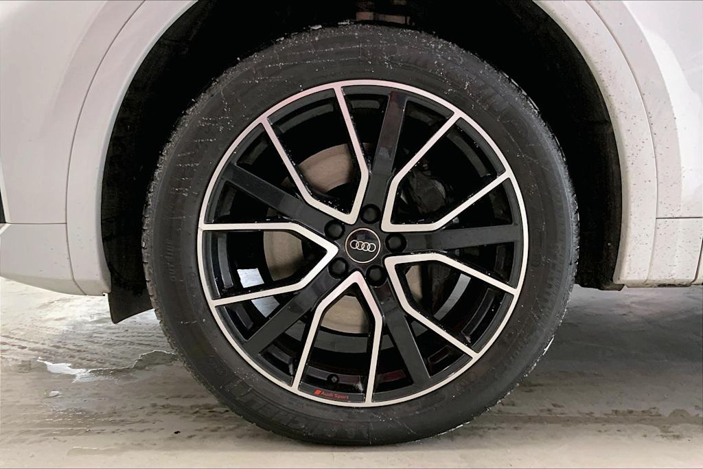 2022 Audi SQ5 Premium Plus 8