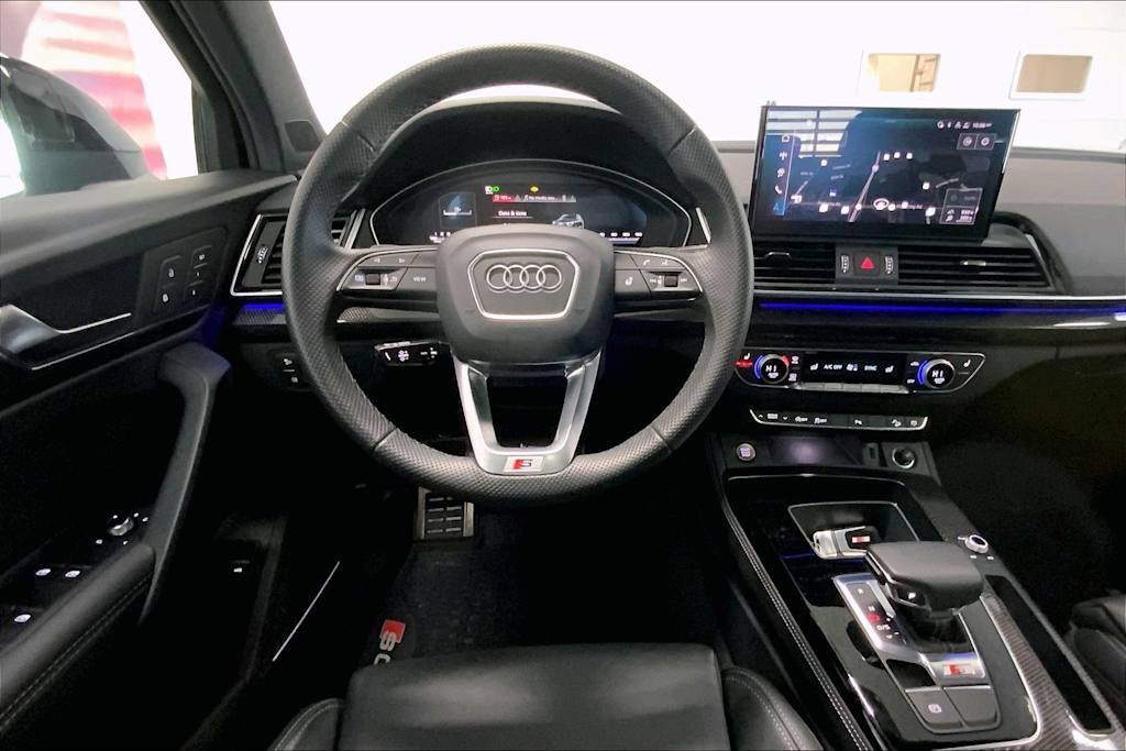 Thumbnail: 2025 Audi SQ5 - 14
