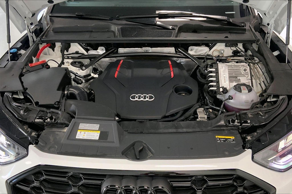 Thumbnail: 2025 Audi SQ5 - 9