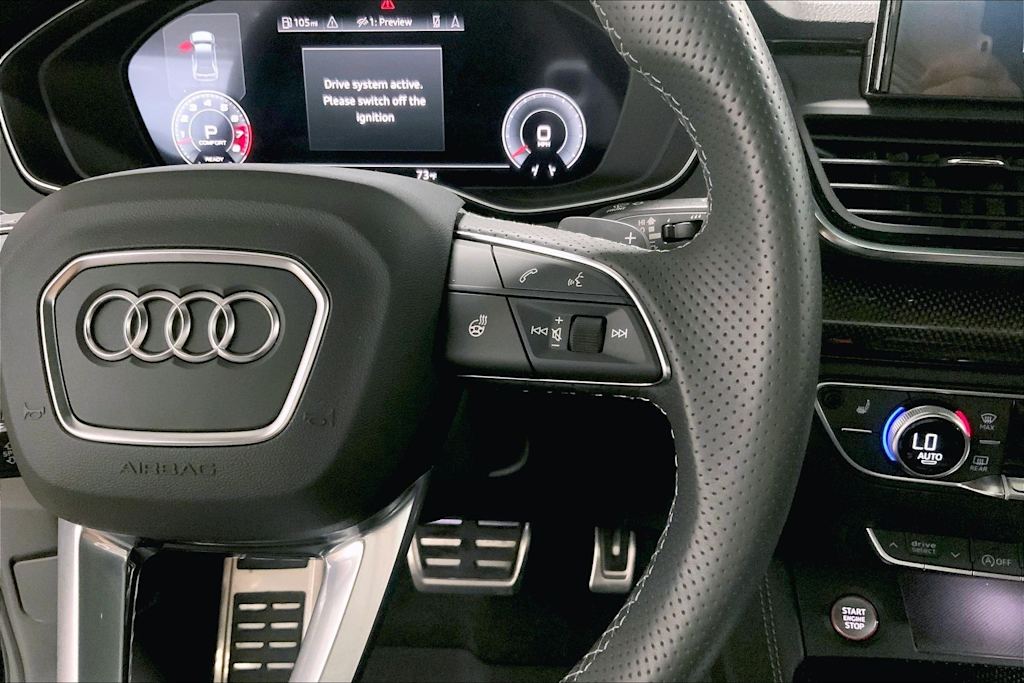 Thumbnail: 2023 Audi SQ5 - 24