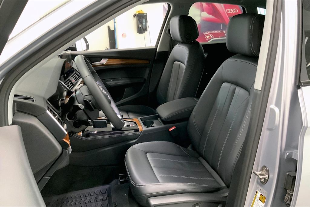 2024 Audi Q5 Premium Plus 11