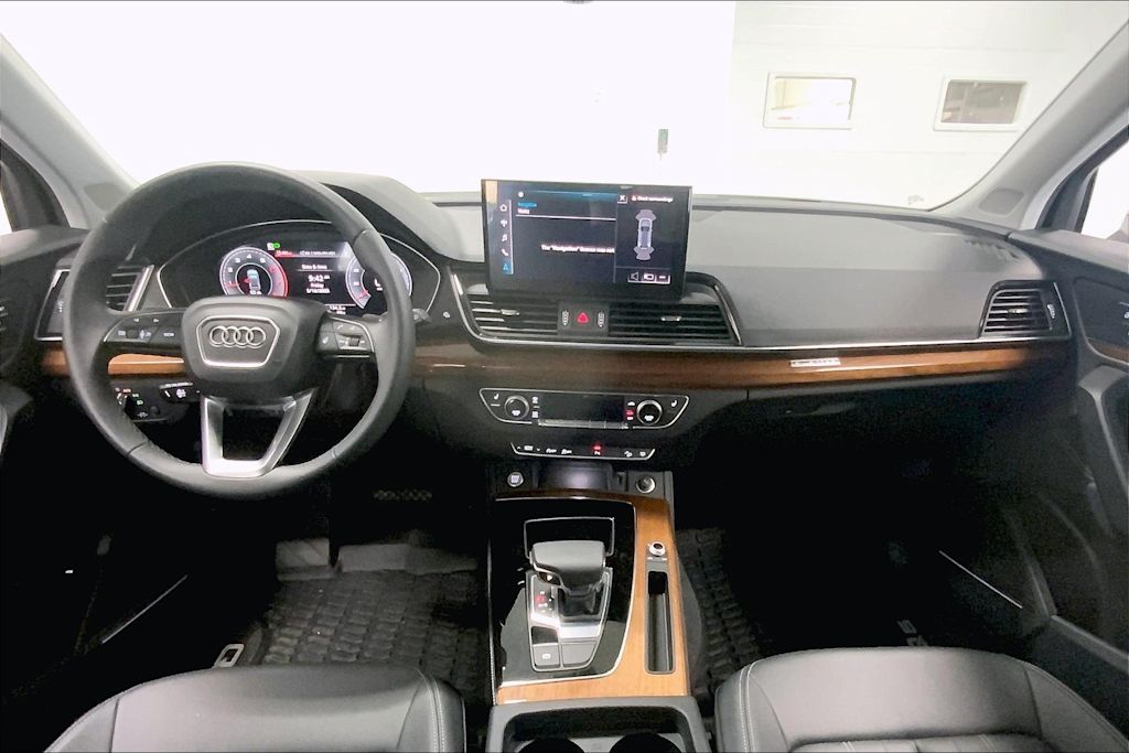 2024 Audi Q5 Premium Plus 10
