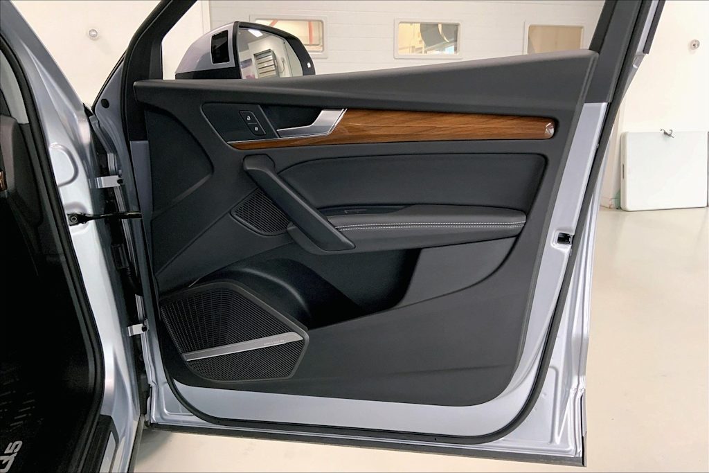 2024 Audi Q5 Premium Plus 27