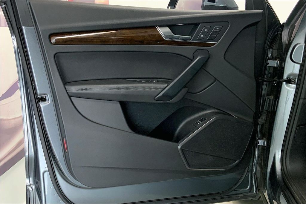 Thumbnail: 2019 Audi Q5 - 23