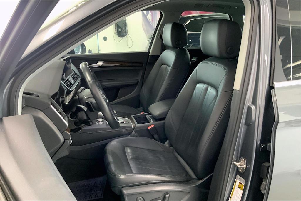 Thumbnail: 2019 Audi Q5 - 8