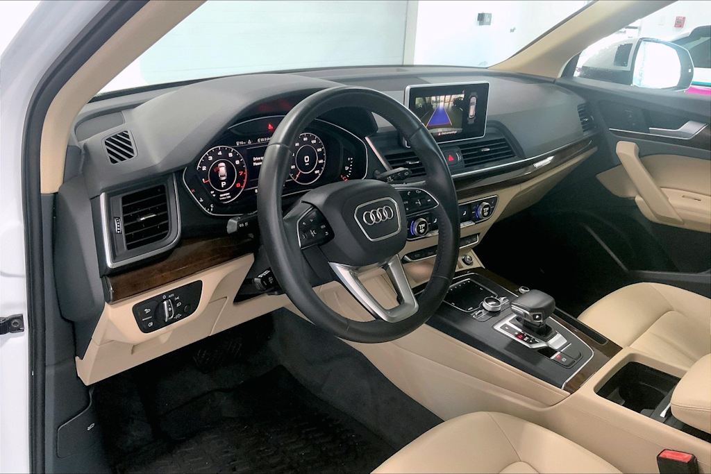 Thumbnail: 2020 Audi Q5 - 2
