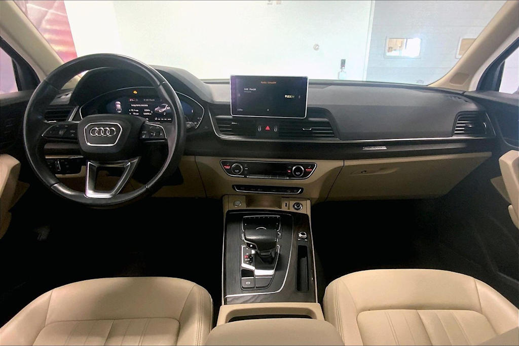 Thumbnail: 2020 Audi Q5 - 9